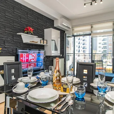 Modern In Waterfront