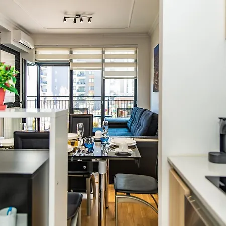Apartment Modern In Waterfront