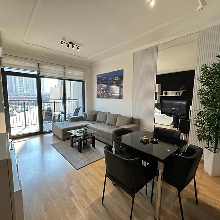 Modern In Waterfront Apartment *