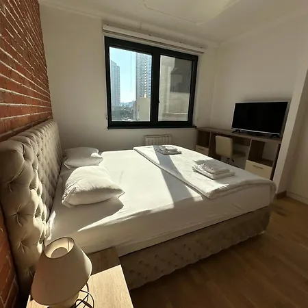 Modern In Waterfront Apartment Belgrade